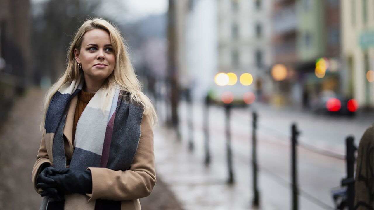 Public speaker Cecilie Fjellhøy was thrown into the public eye when she came forward with her fraud story. Only in 2019 through VG's original Tinderswindleren case, which became VG's most read.